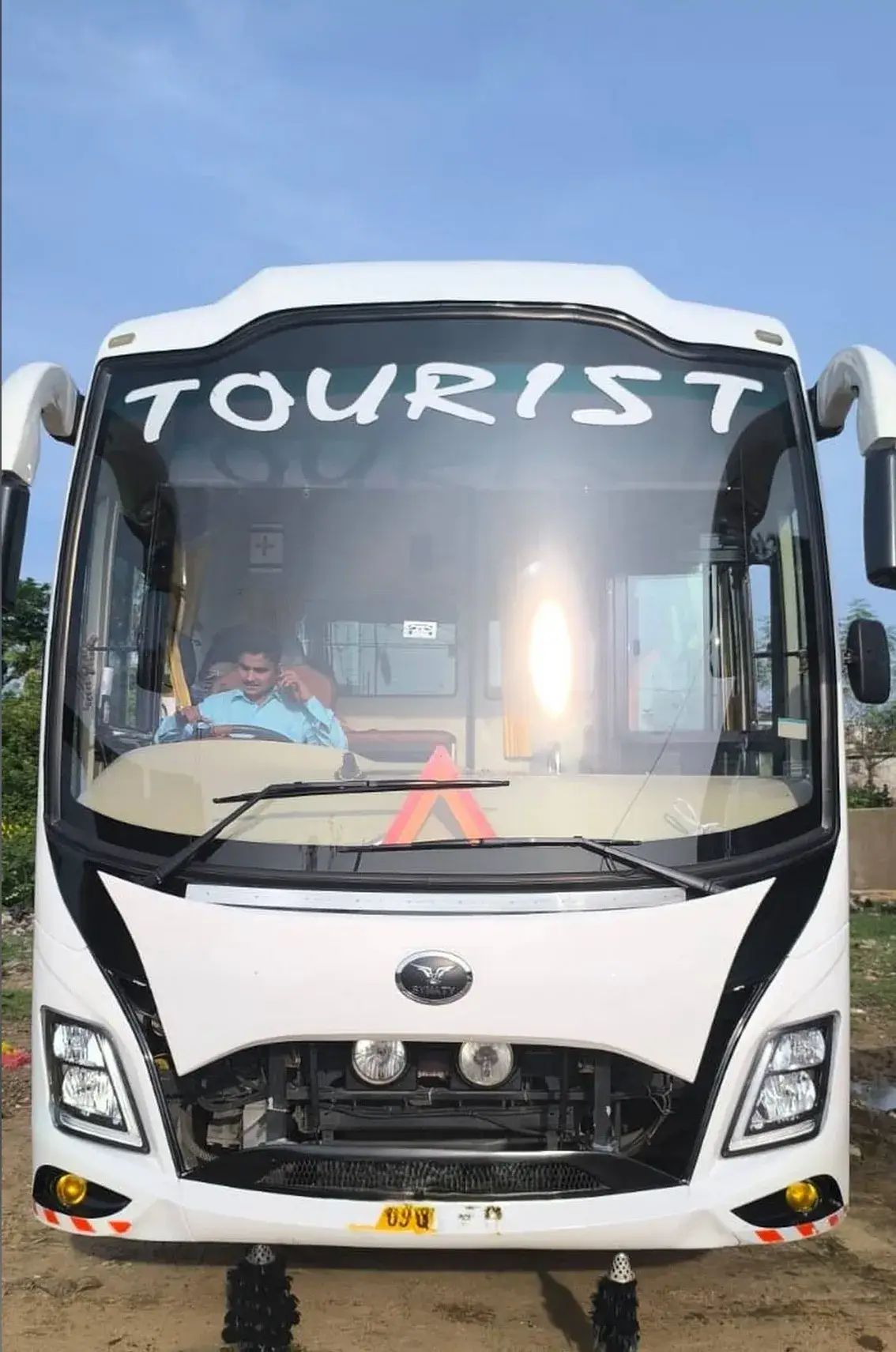 travelagencyinpuri.in-45-Seater-1-1.webp
